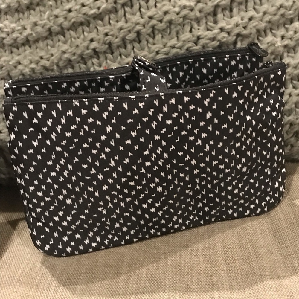 Black and white purse organizer
